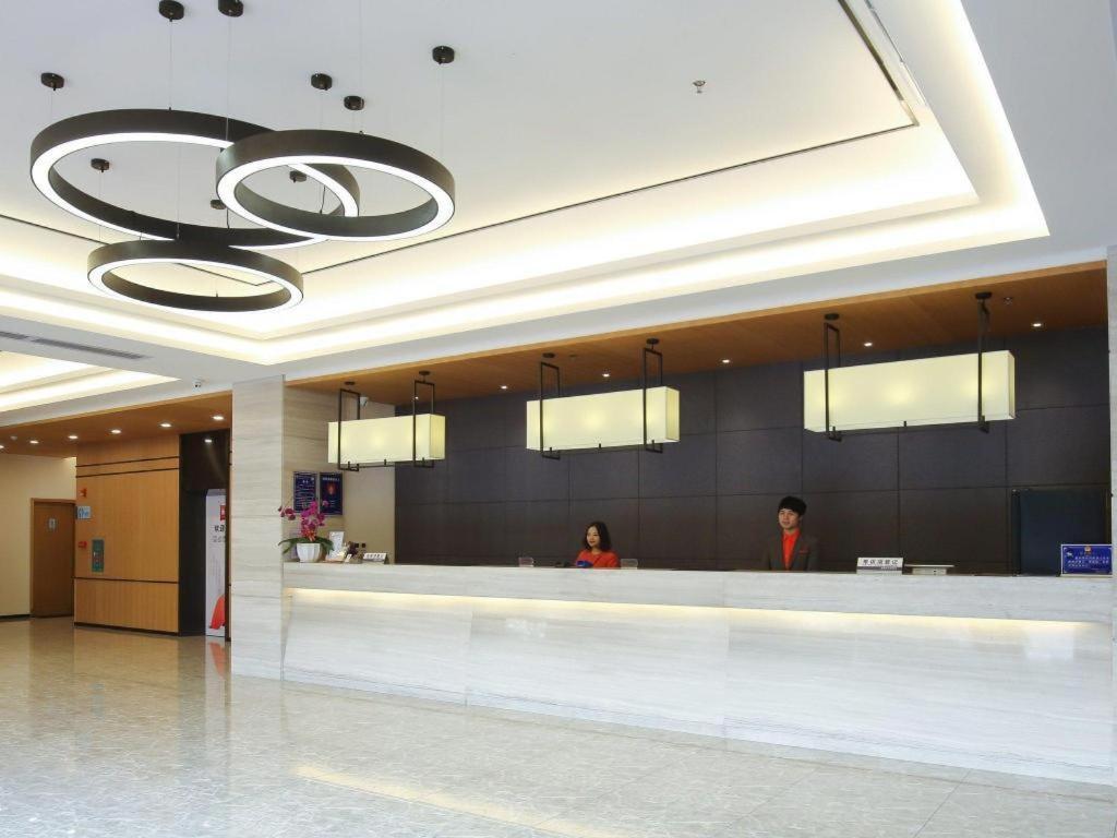 Hotel Ibis Dongguan Dongcheng Exterior foto